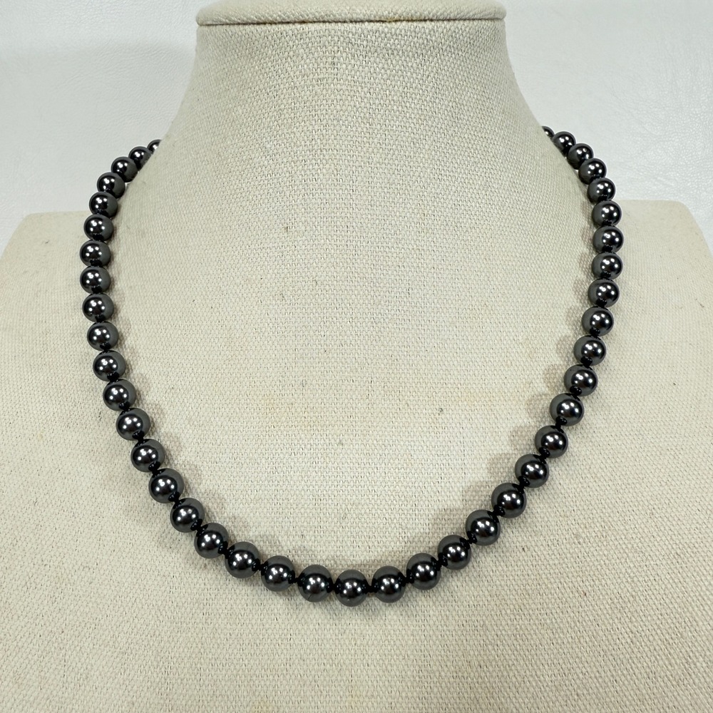 Gunmetal Gray Faux Glass Pearl Necklace Vintage Silver Tone Clasp Whimsigoth